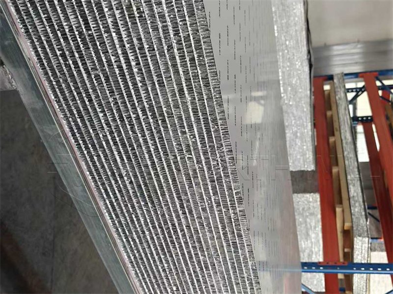 Decorative aluminum honeycomb panel for interior walls
