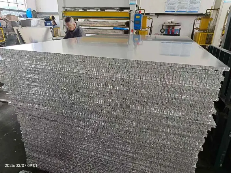 Decorative aluminum honeycomb panel for interior design projects