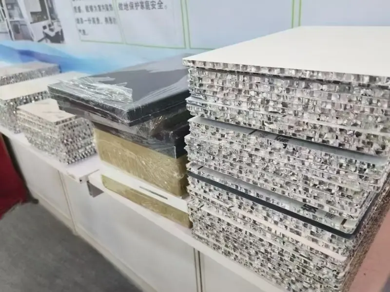 Aluminum honeycomb ceiling panel